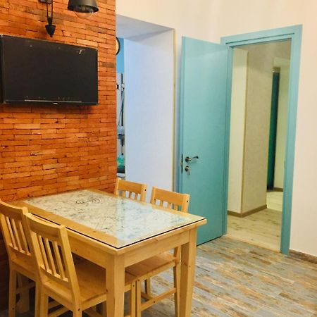 Dari Apartament Tbilisi Buitenkant foto