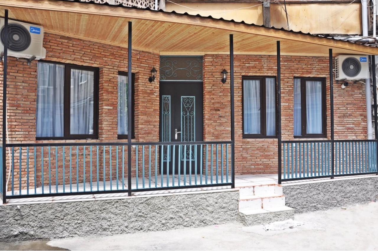 Dari Apartament Tbilisi Buitenkant foto